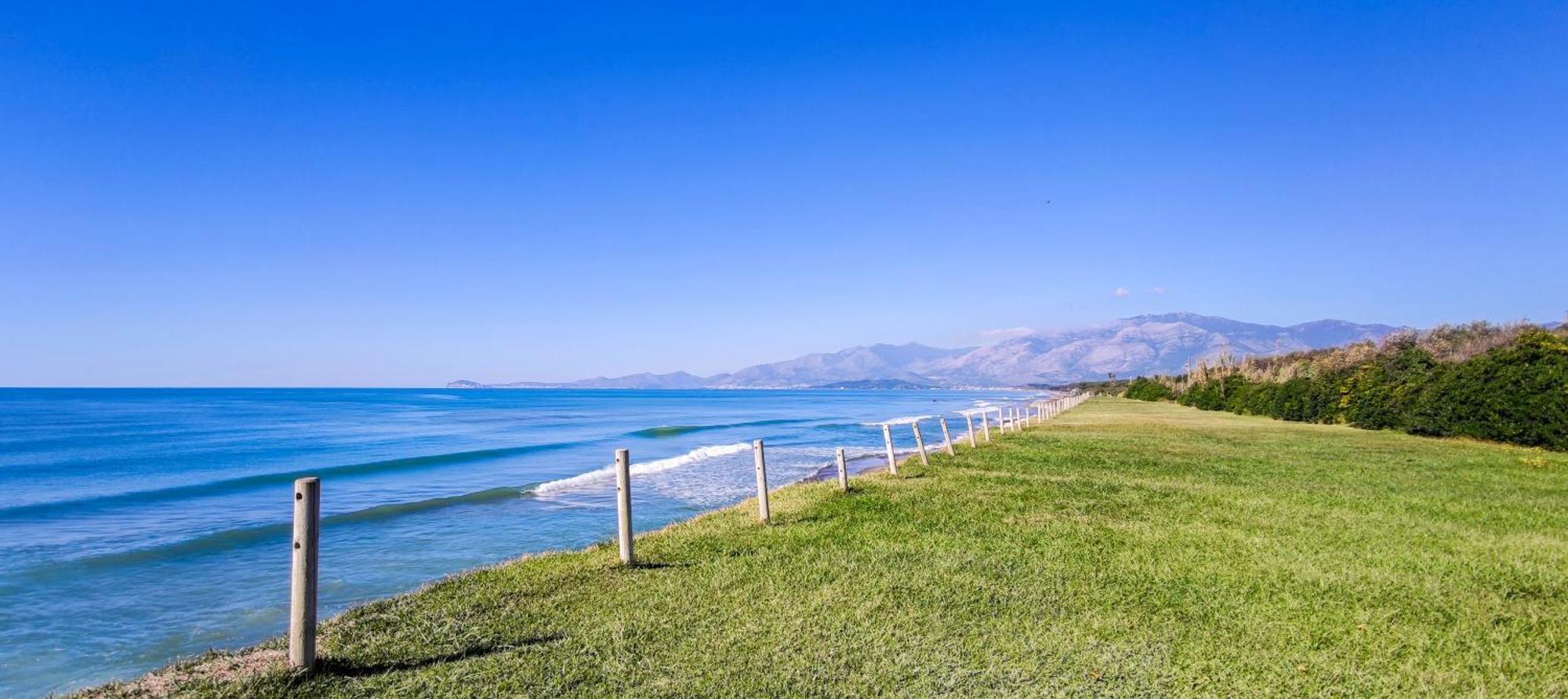 Small Camp Kr Vip Full Service * Baia Domizia