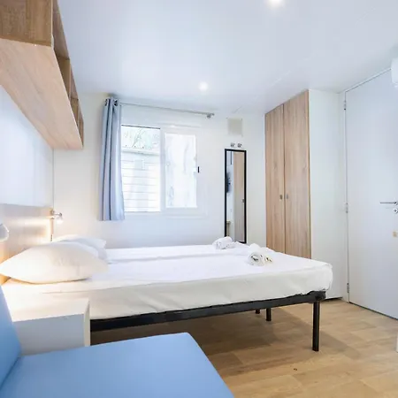 Small Camp Baia Domizia Kr Vip Full Service Exterior foto